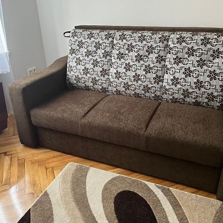 Vito Apartman Eger Exteriör bild