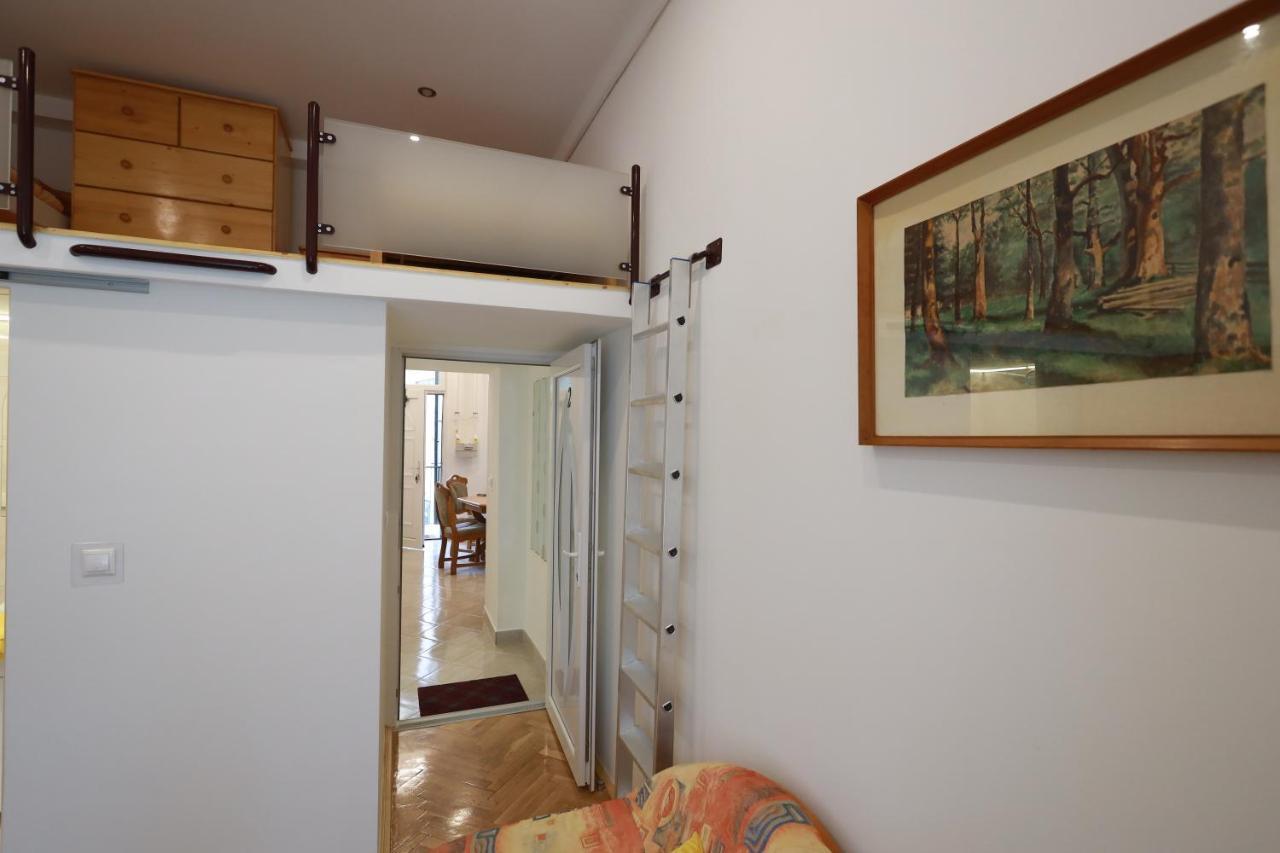 Vito Apartman Eger Exteriör bild