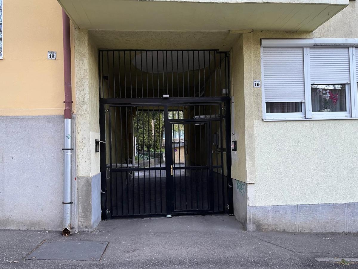 Vito Apartman Eger Exteriör bild
