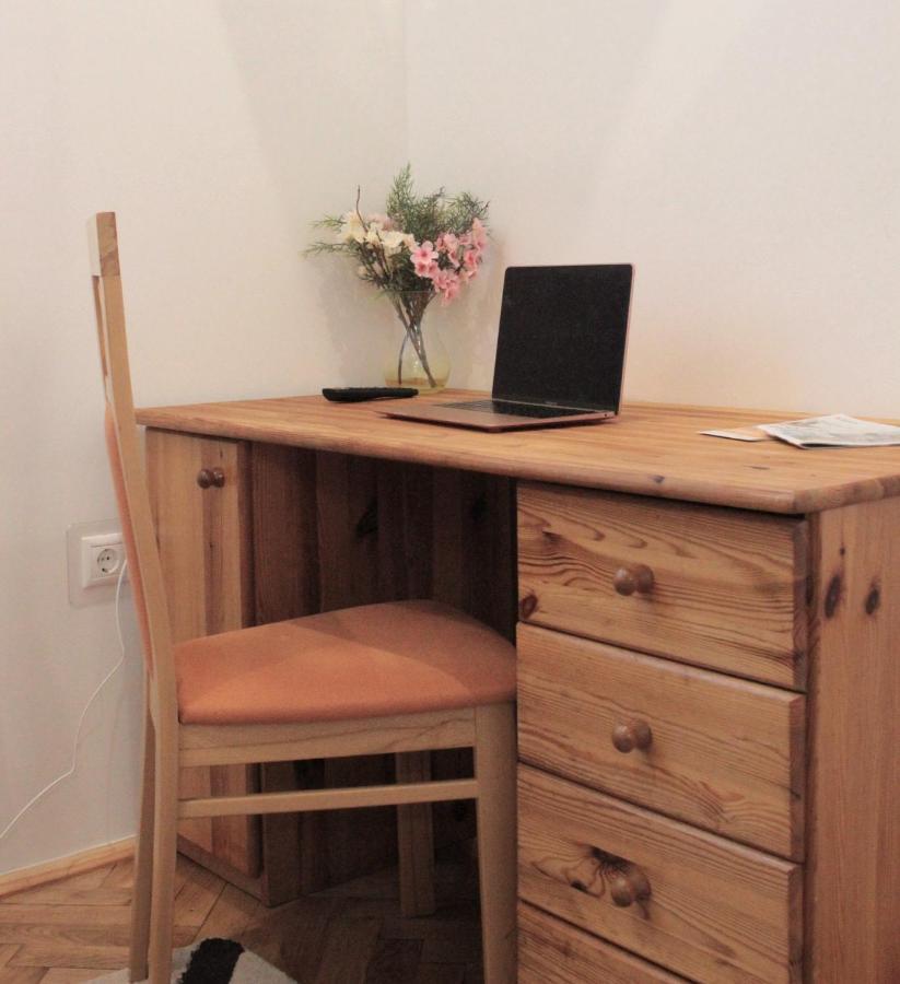 Vito Apartman Eger Exteriör bild