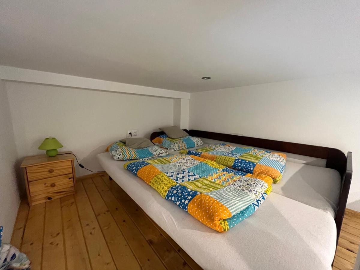 Vito Apartman Eger Exteriör bild