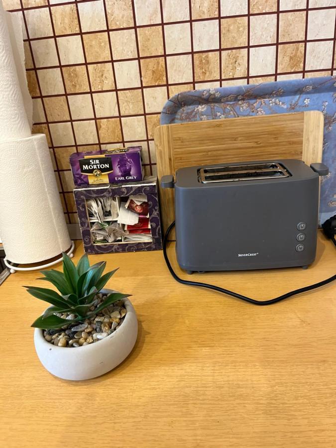 Vito Apartman Eger Exteriör bild